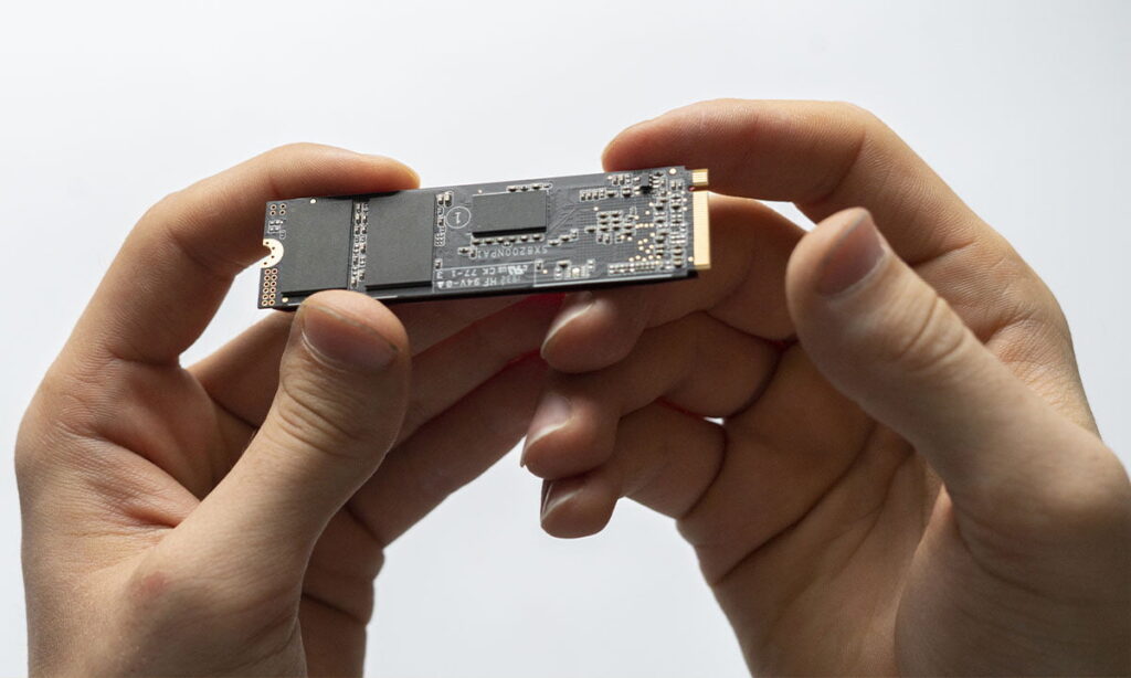 Hardisk Atau SSD